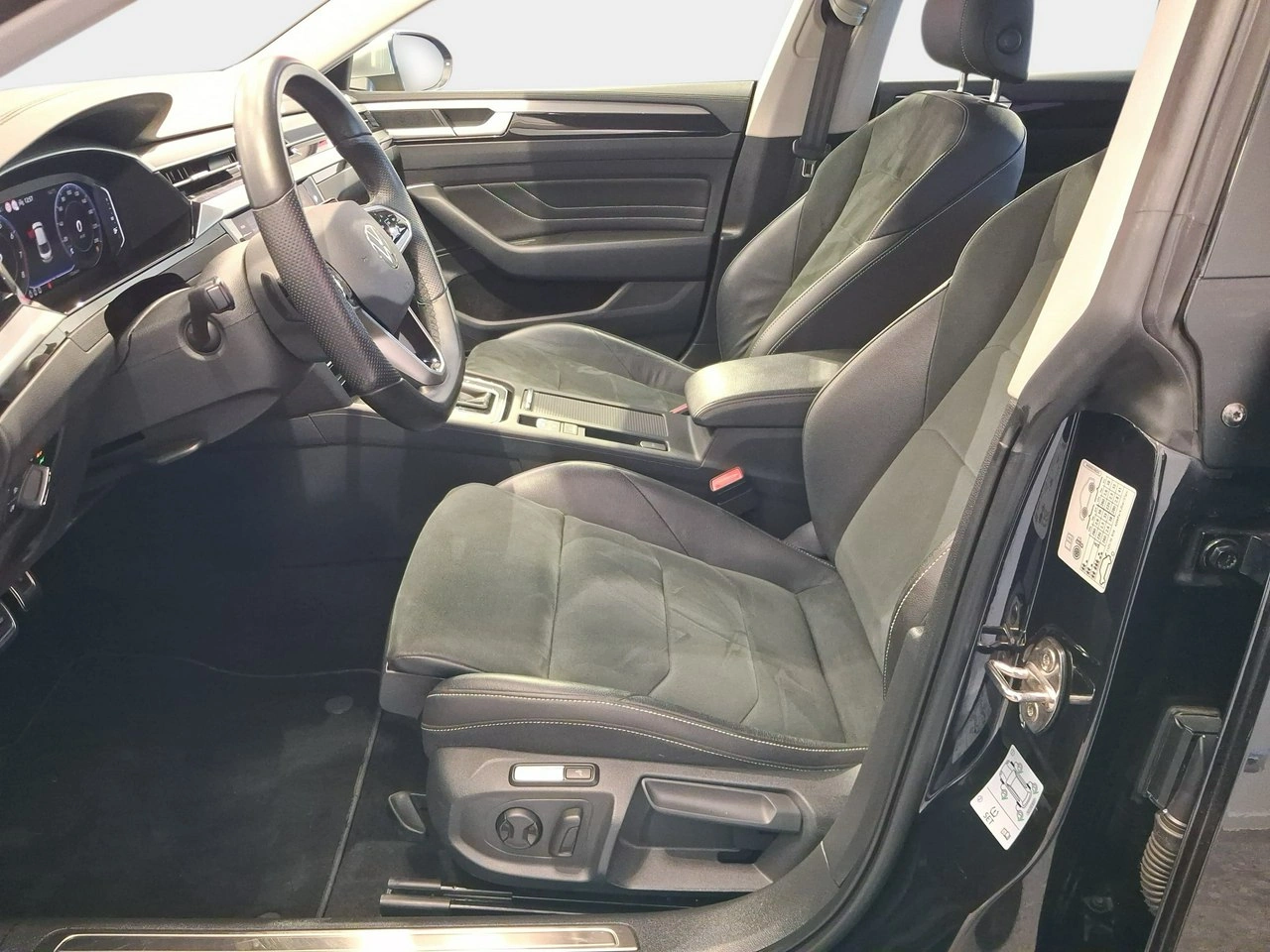 Volkswagen Arteon - Zdjęcie 8