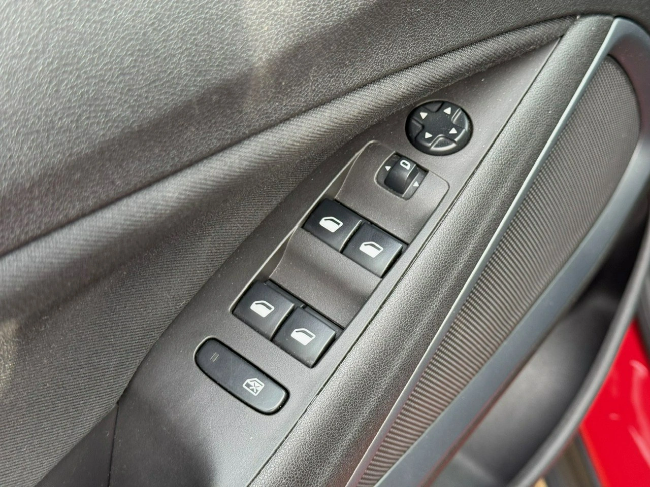 Opel Crossland X - Zdjęcie 18