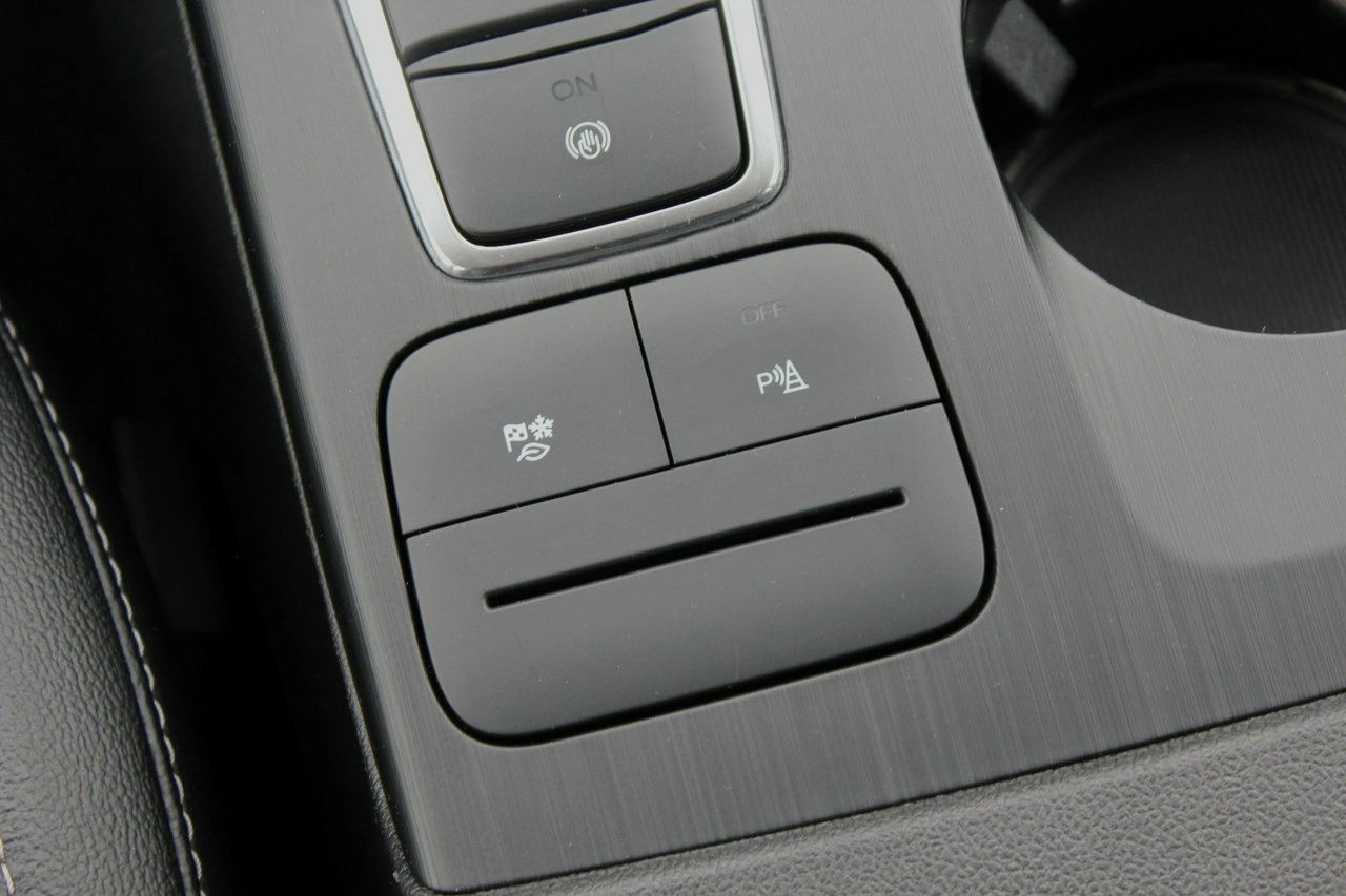 Ford Kuga - Zdjęcie 19