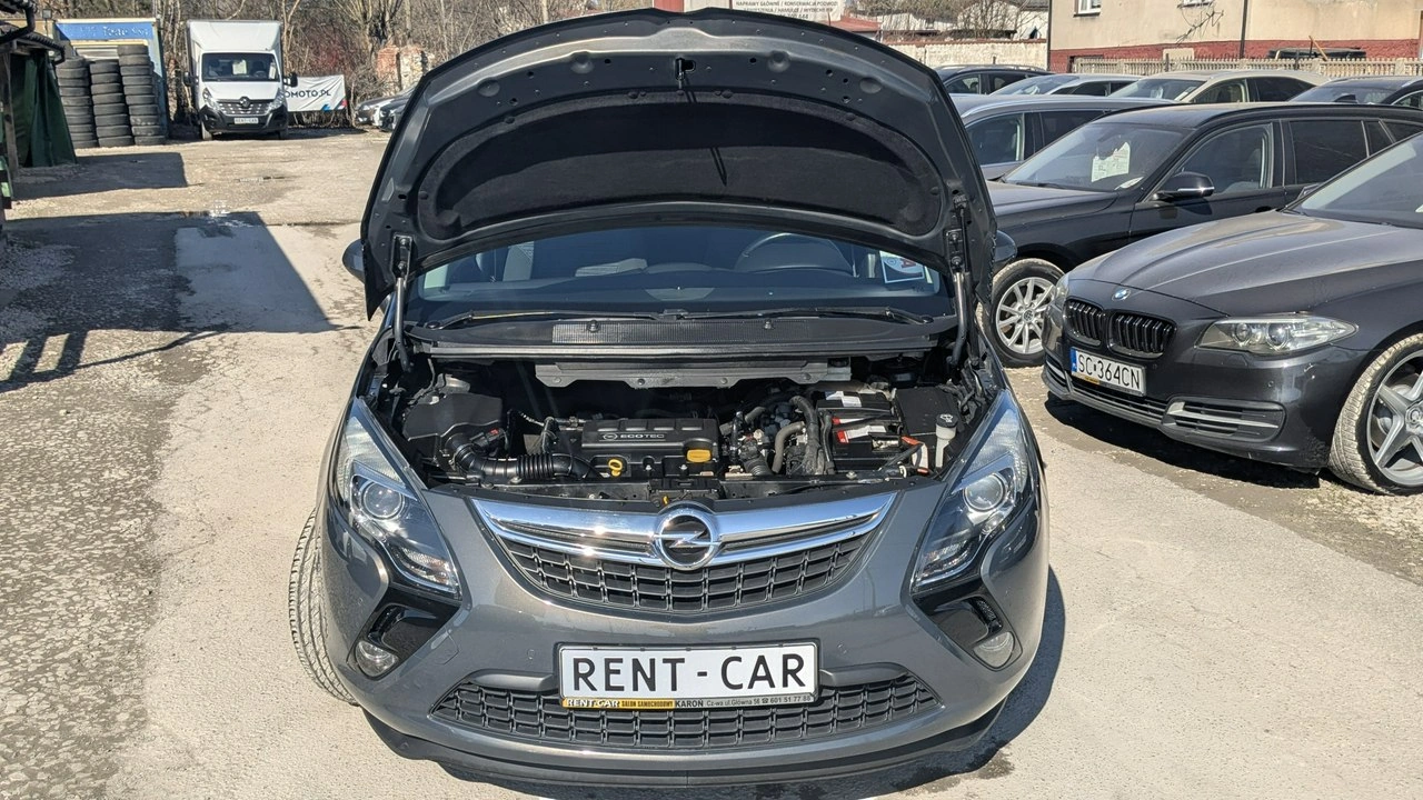 Opel Zafira - Zdjęcie 28