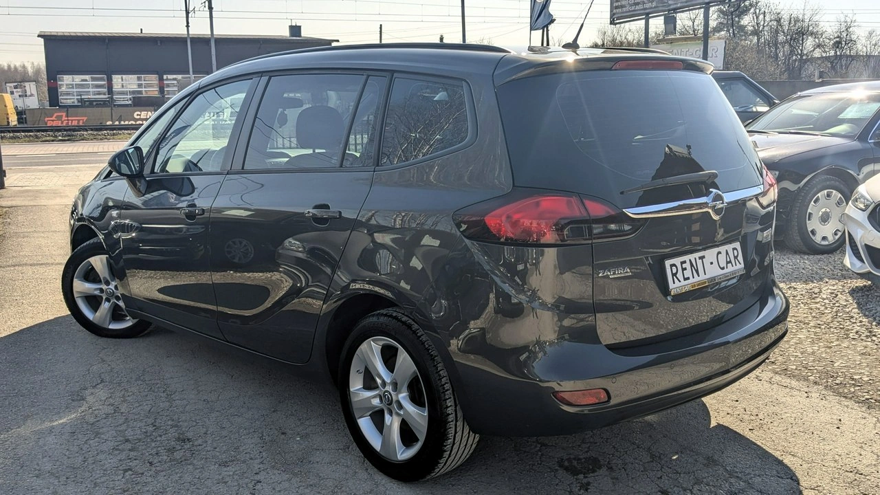 Opel Zafira - Zdjęcie 7