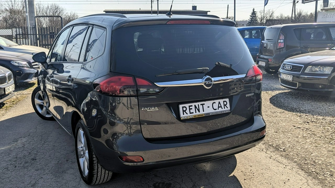 Opel Zafira - Zdjęcie 8
