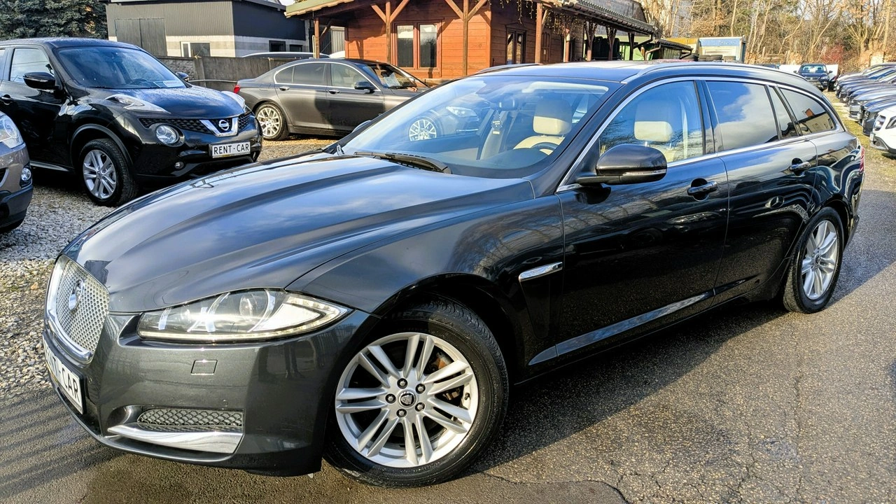 Jaguar XF - Zdjęcie 2