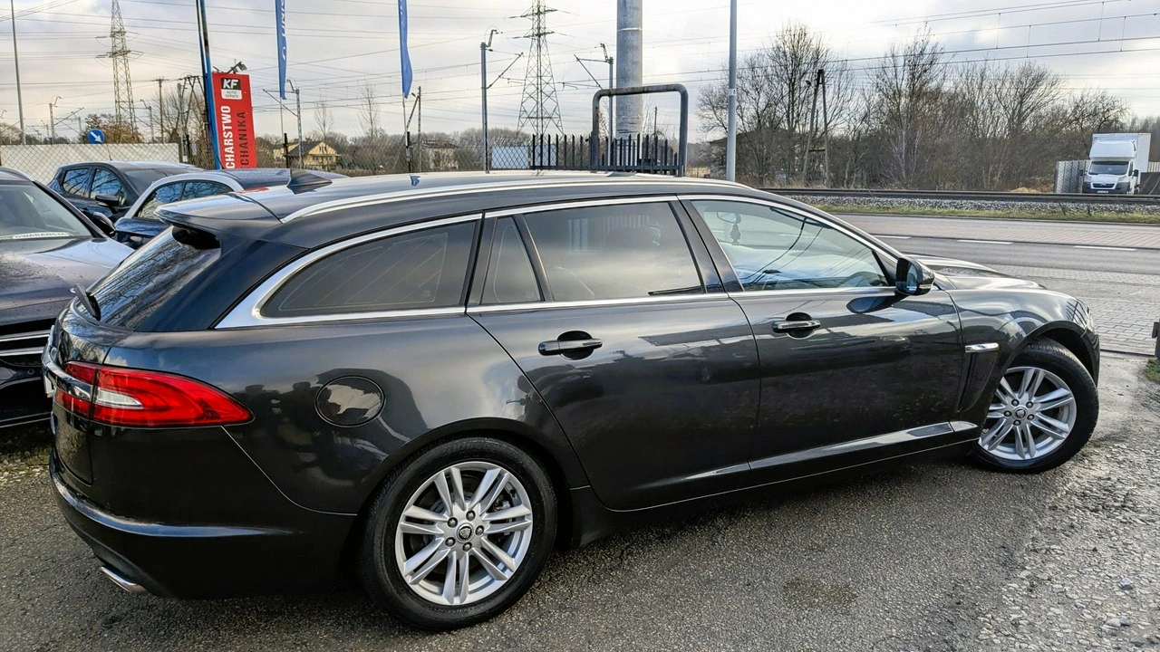 Jaguar XF - Zdjęcie 7