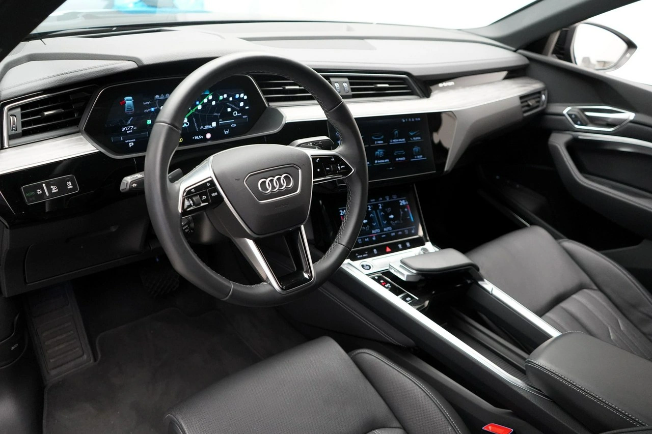 Audi Q8 e-tron - Zdjęcie 18