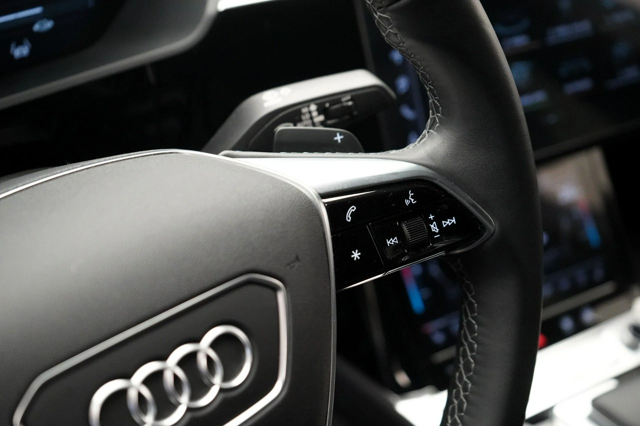 Audi Q8 e-tron - Zdjęcie 20