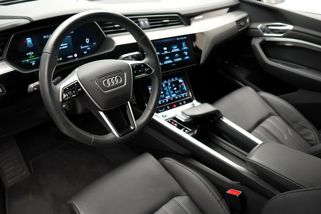 Audi Q8 e-tron - Zdjęcie 32