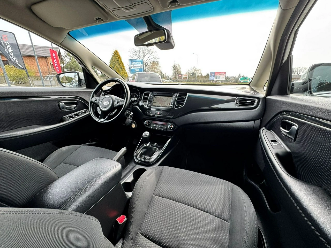 Kia Carens - Zdjęcie 22