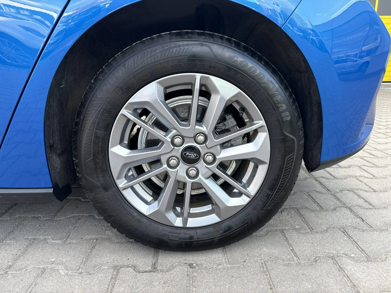 Ford Focus - Zdjęcie 8