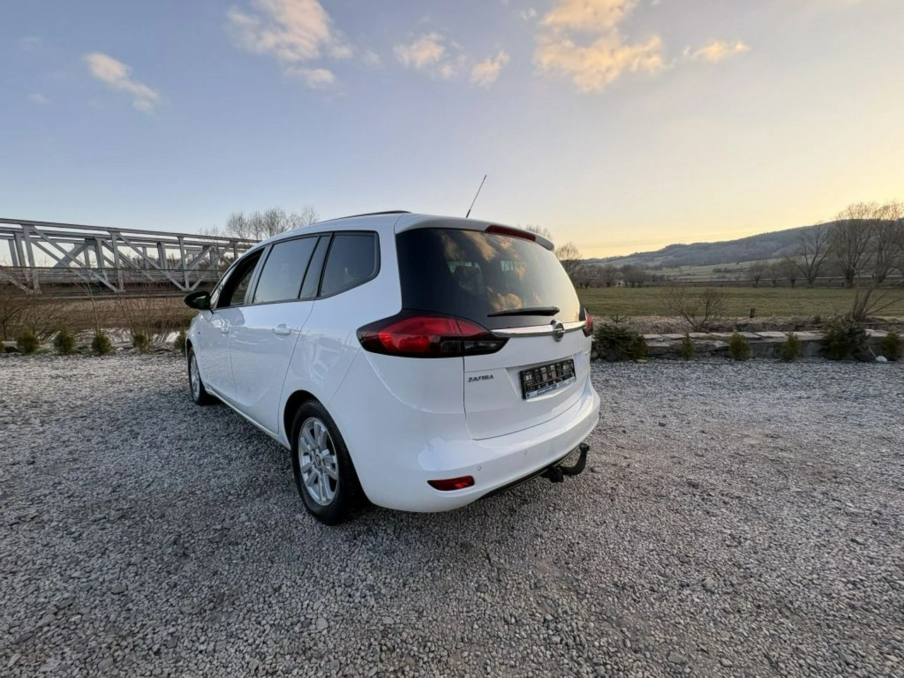 Opel Zafira - Zdjęcie 9