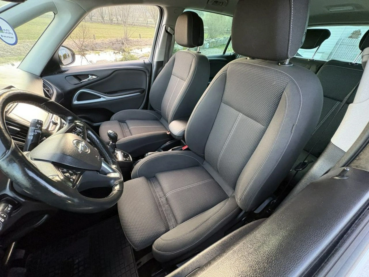 Opel Zafira - Zdjęcie 12