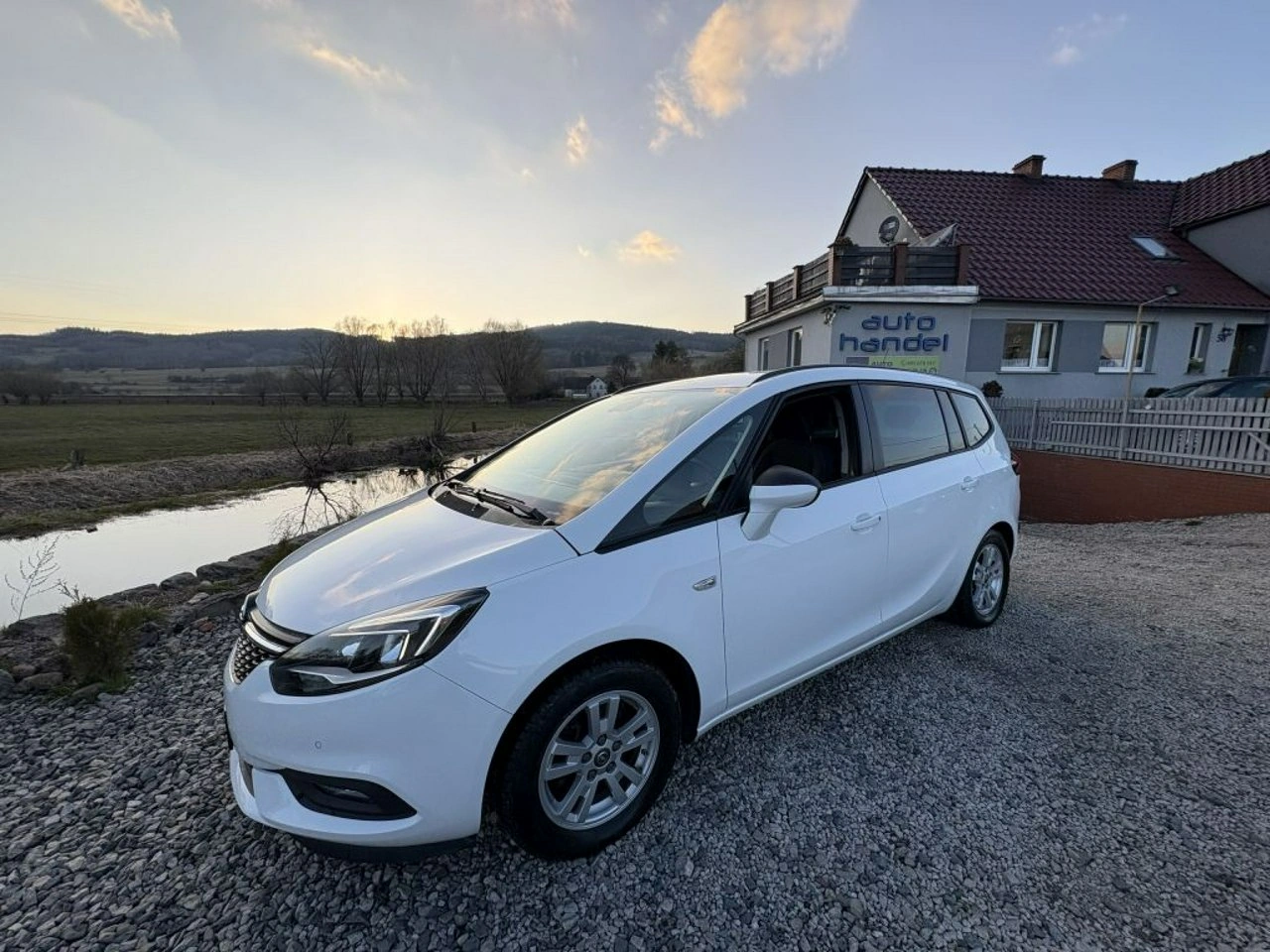 Opel Zafira - Główne zdjęcie