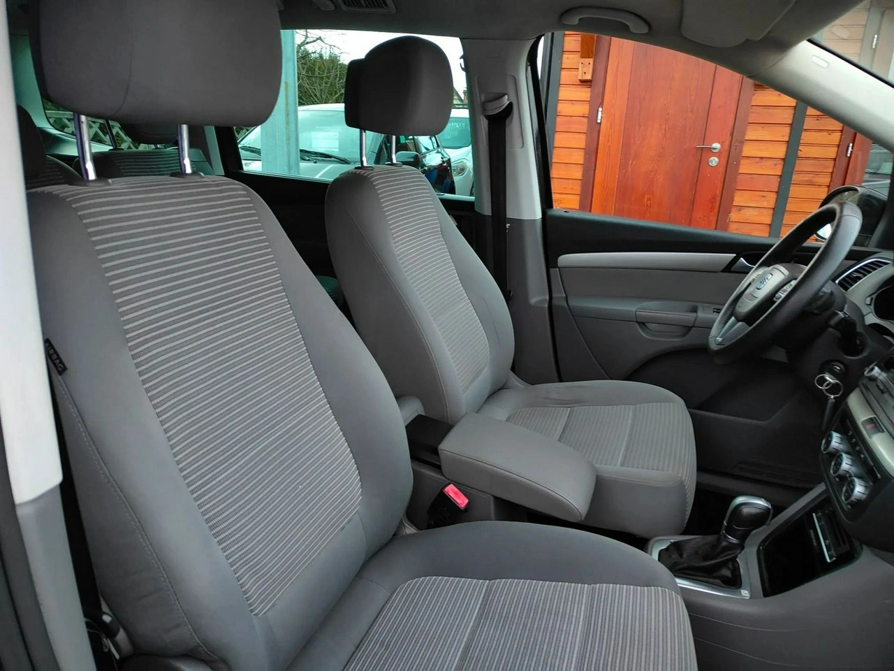 Seat Alhambra - Zdjęcie 18