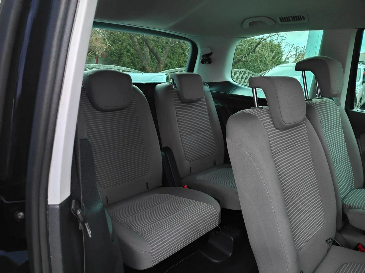 Seat Alhambra - Zdjęcie 21