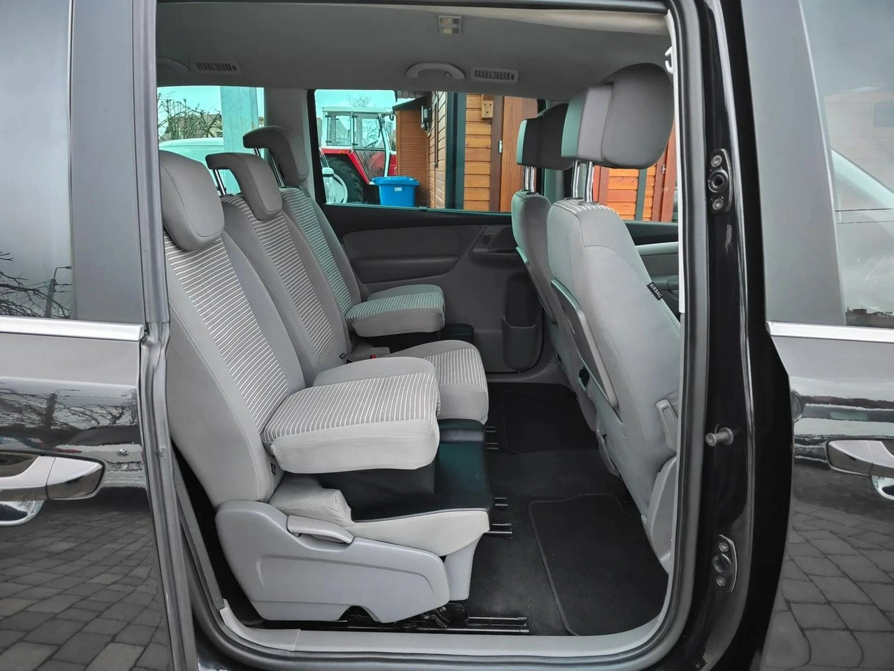 Seat Alhambra - Zdjęcie 23