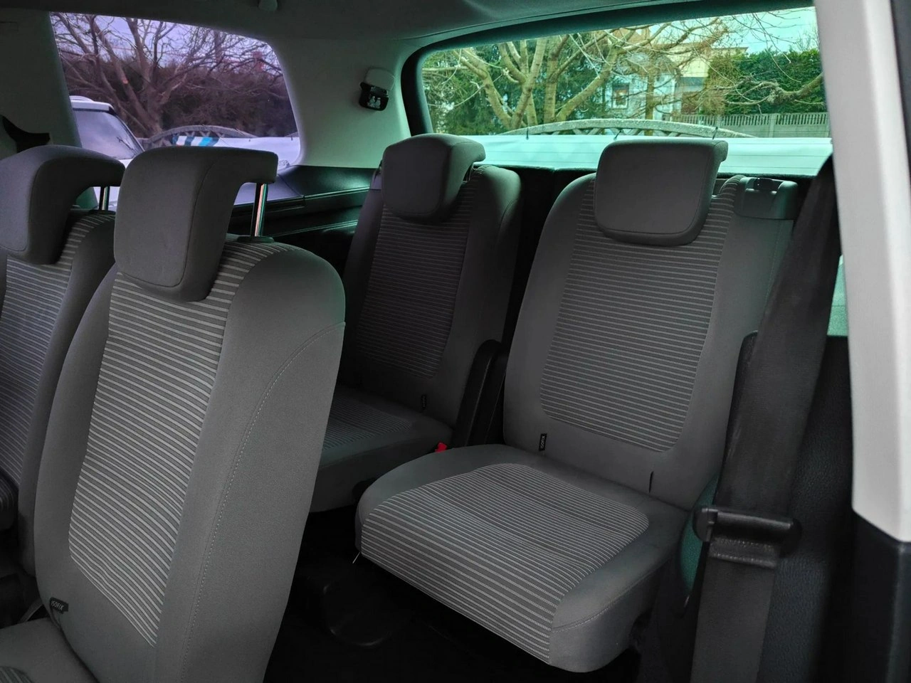 Seat Alhambra - Zdjęcie 24