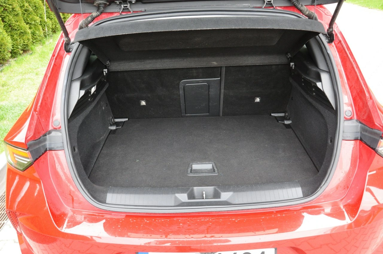 Opel Astra - Zdjęcie 10
