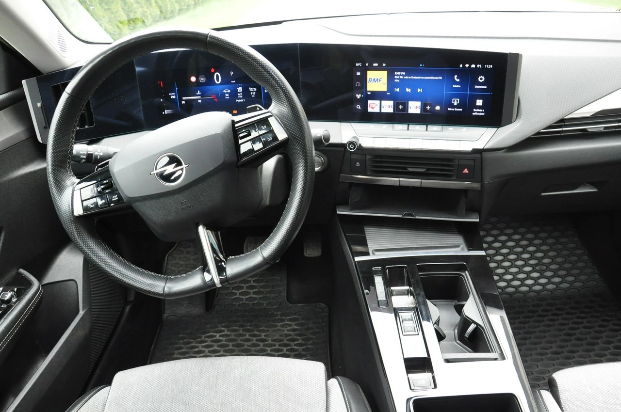Opel Astra - Zdjęcie 13