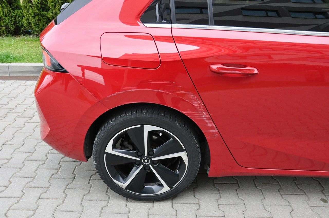 Opel Astra - Zdjęcie 8