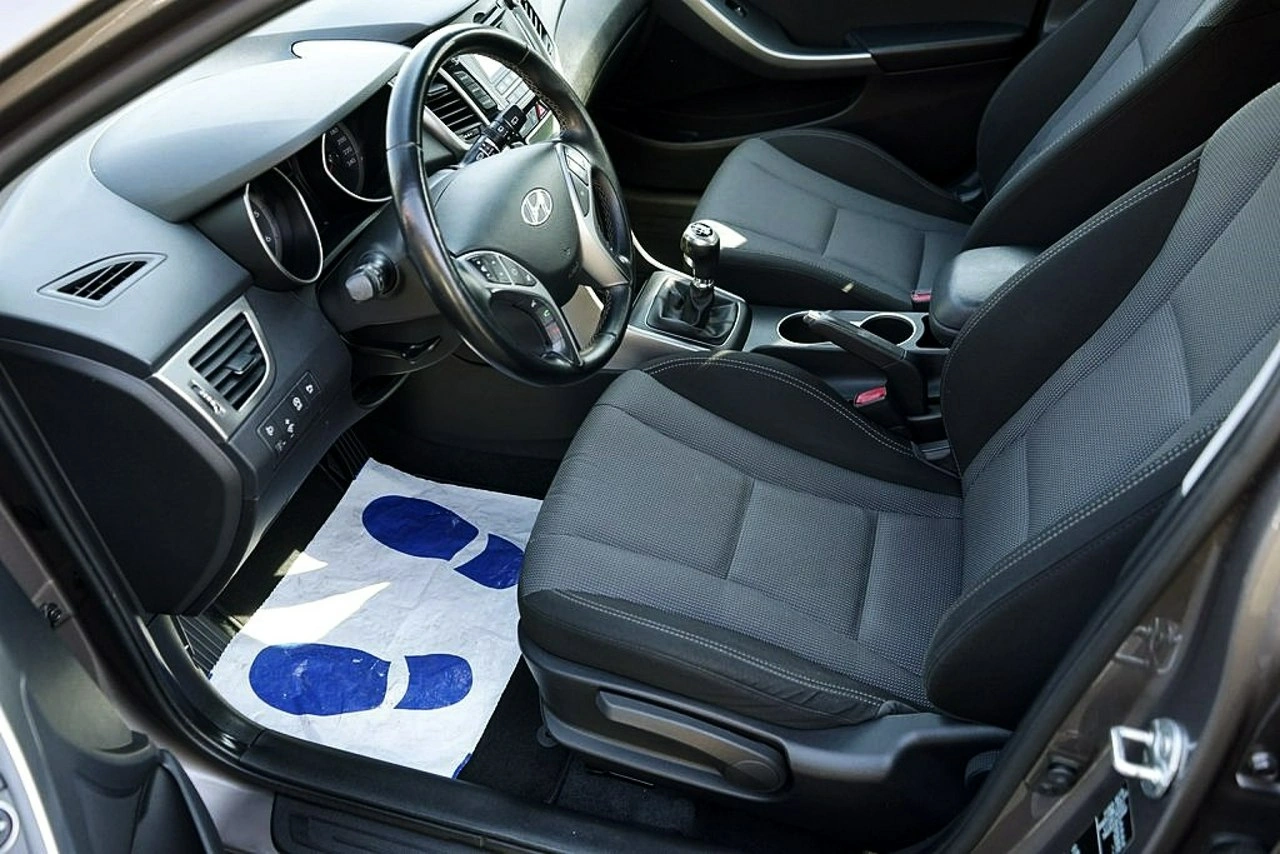 Hyundai i30 - Zdjęcie 14