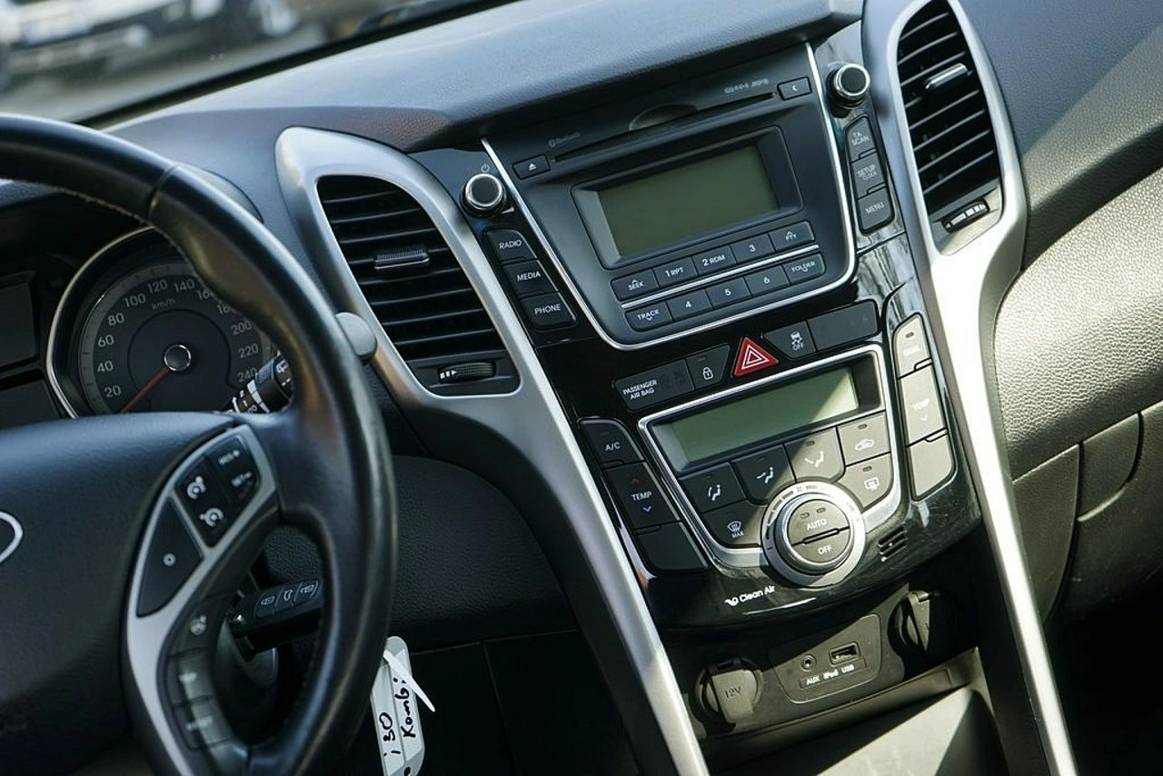 Hyundai i30 - Zdjęcie 23