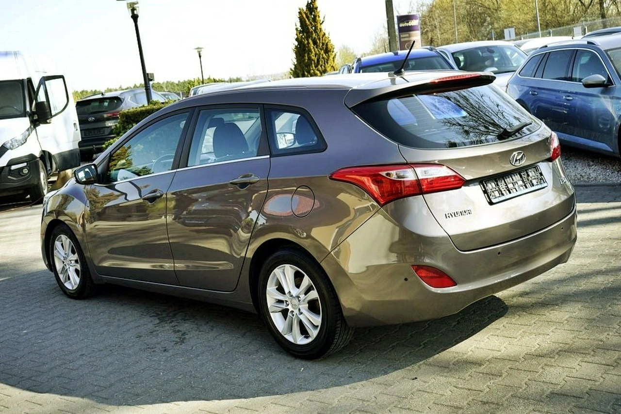 Hyundai i30 - Zdjęcie 2