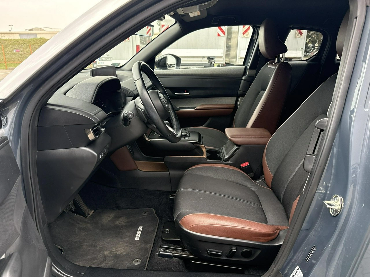 Mazda MX-30 - Zdjęcie 10