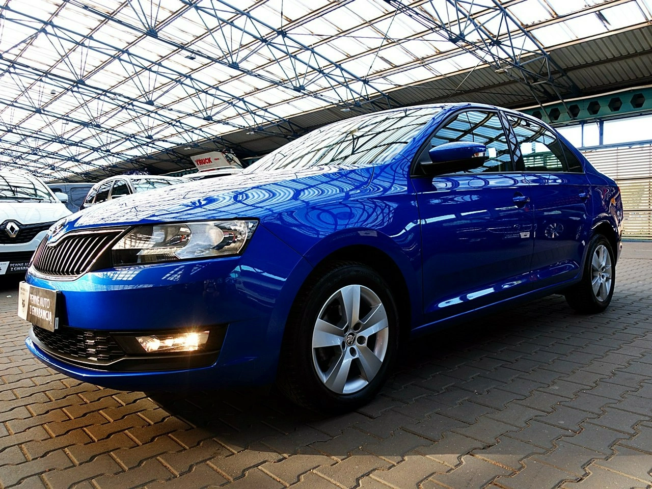 Skoda RAPID - Zdjęcie 8