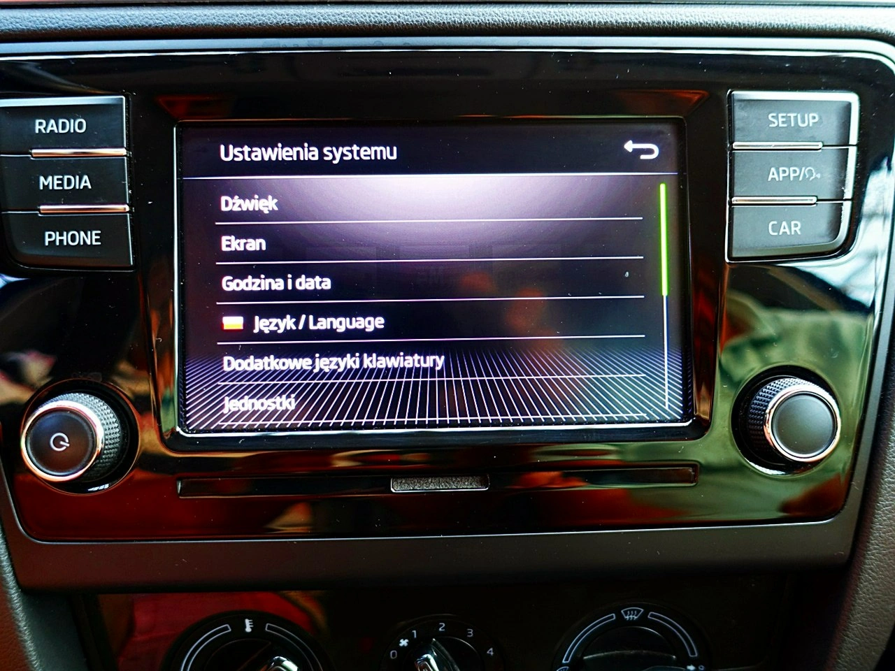 Skoda RAPID - Zdjęcie 32