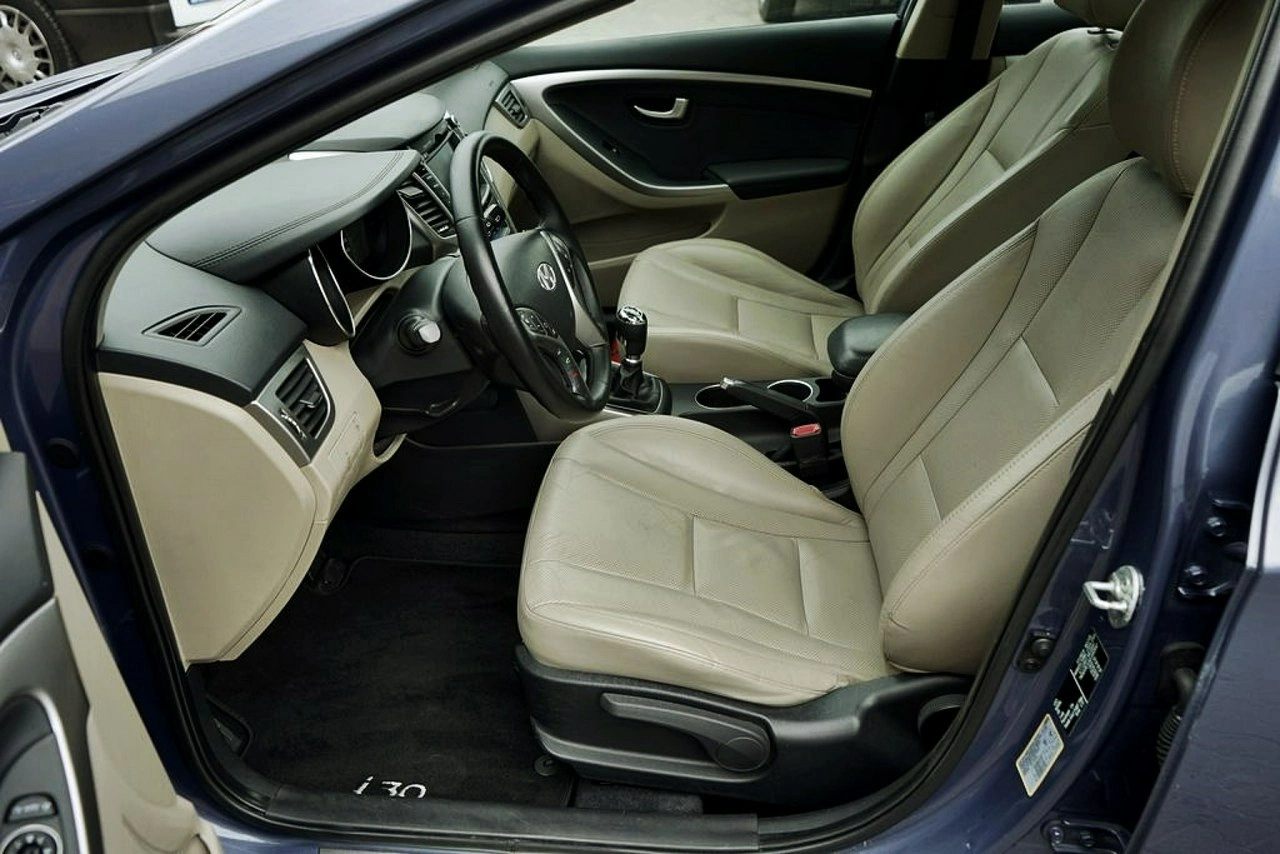 Hyundai i30 - Zdjęcie 15