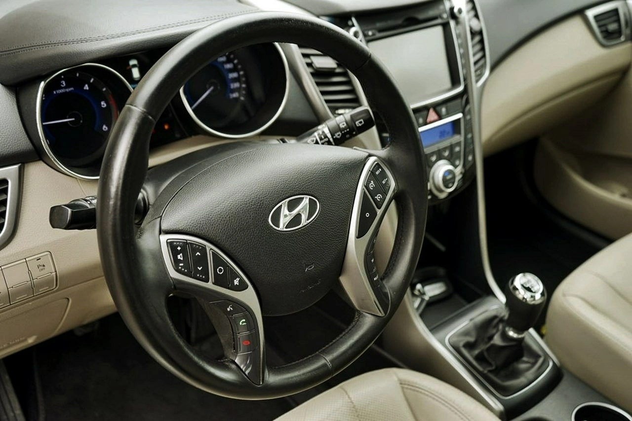 Hyundai i30 - Zdjęcie 21