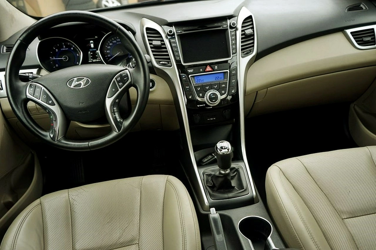 Hyundai i30 - Zdjęcie 22