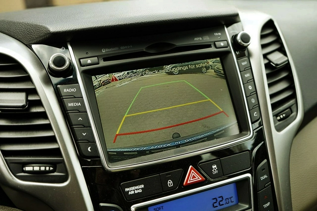 Hyundai i30 - Zdjęcie 25