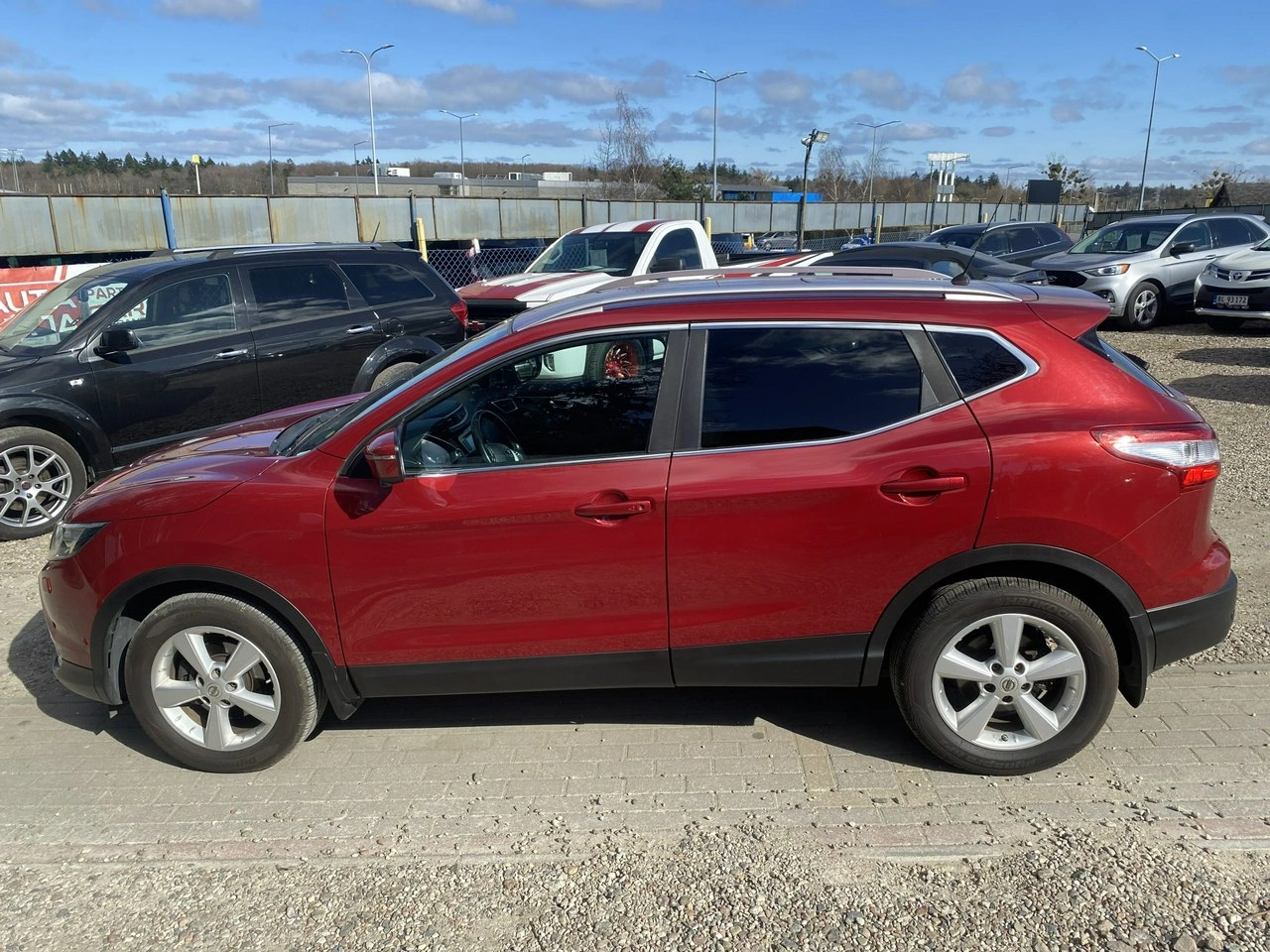 Nissan Qashqai - Zdjęcie 12