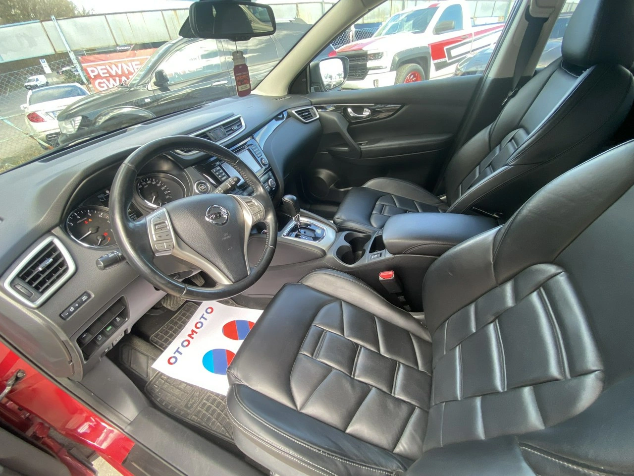 Nissan Qashqai - Zdjęcie 27