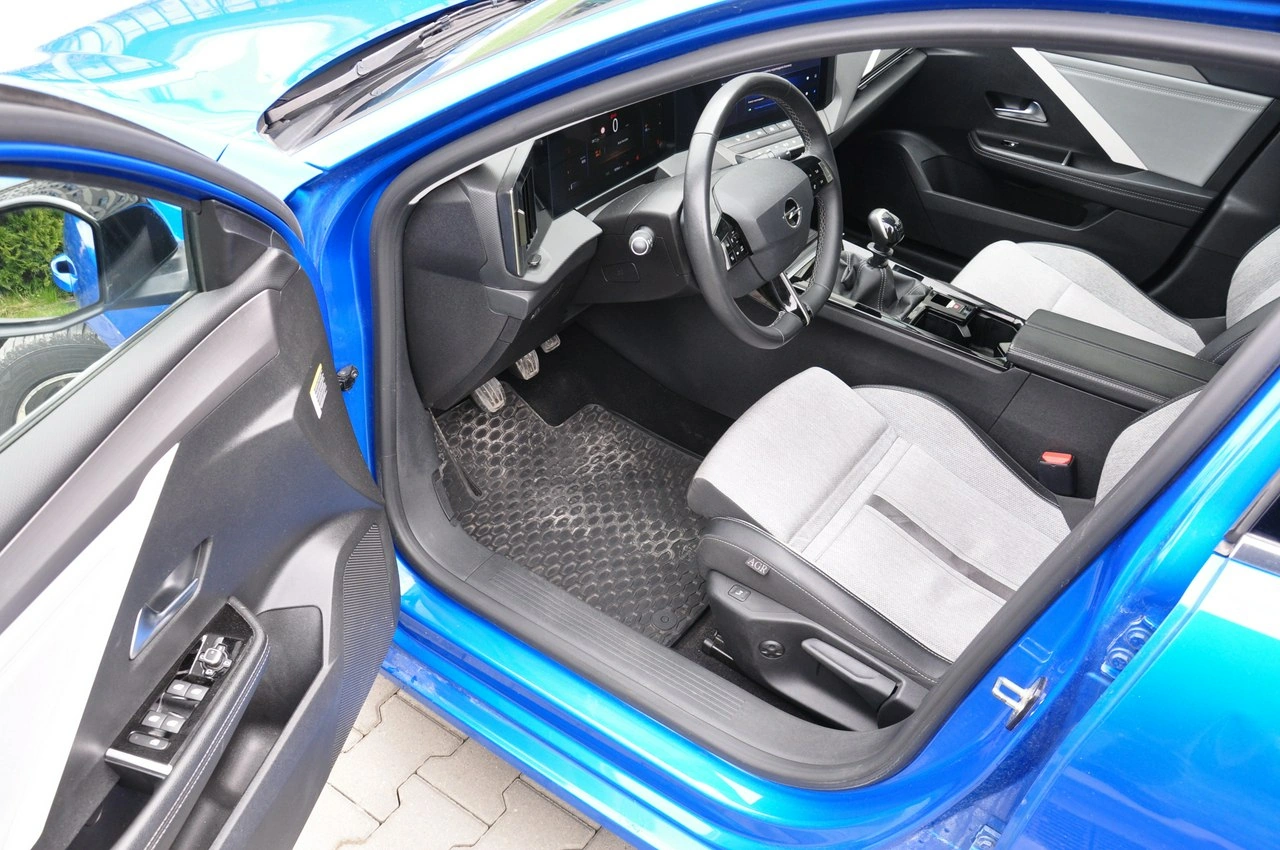 Opel Astra - Zdjęcie 13