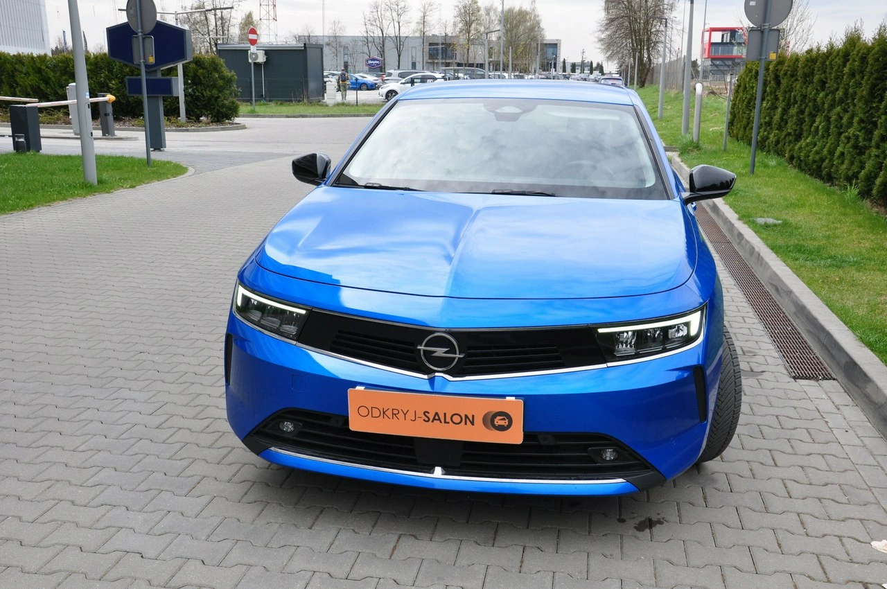 Opel Astra - Zdjęcie 2