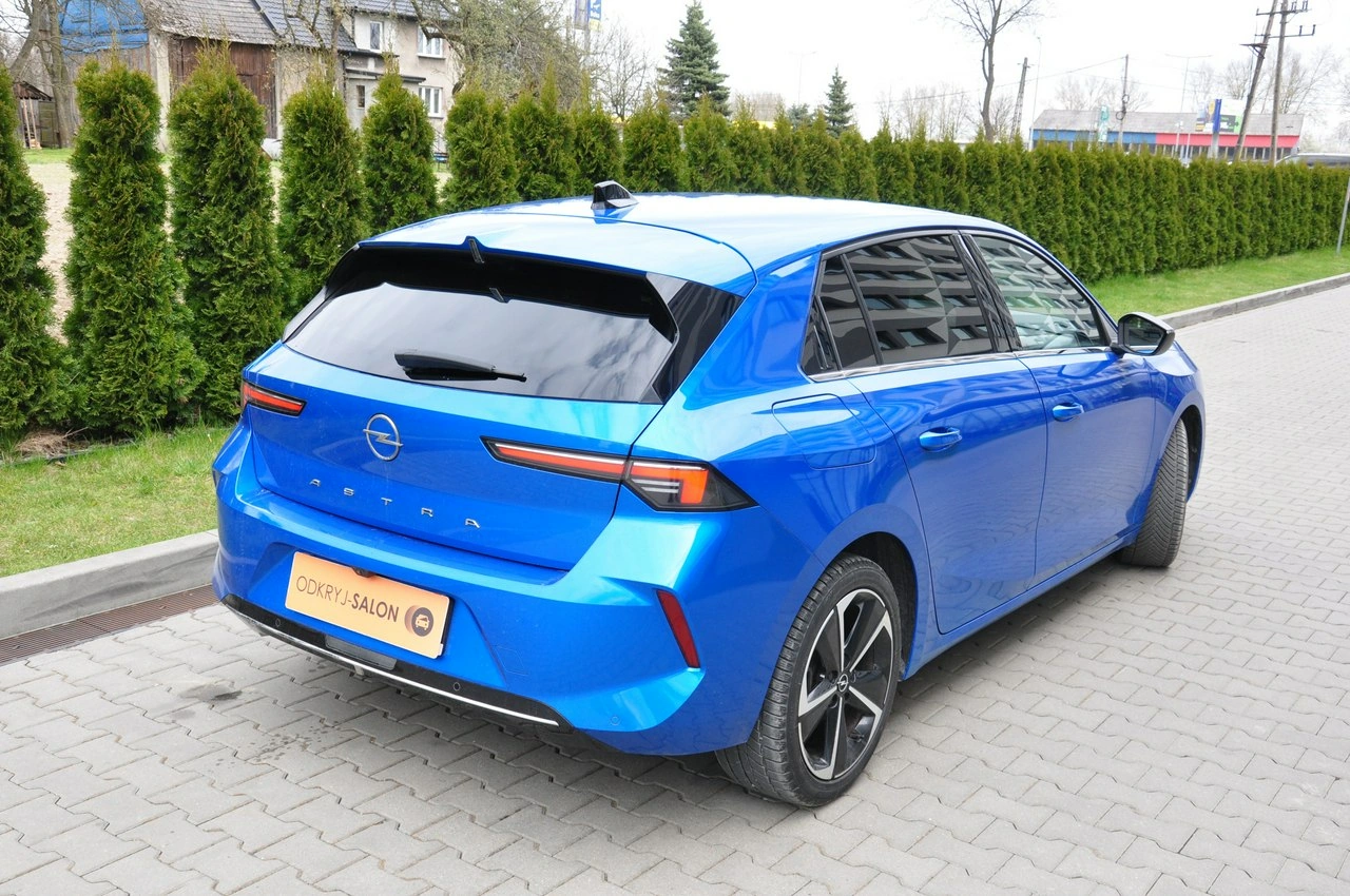 Opel Astra - Zdjęcie 6