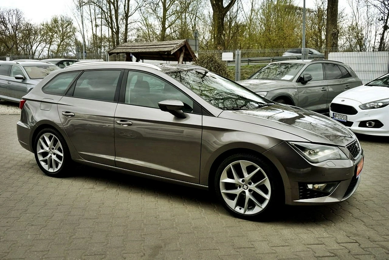 Seat Leon - Zdjęcie 12