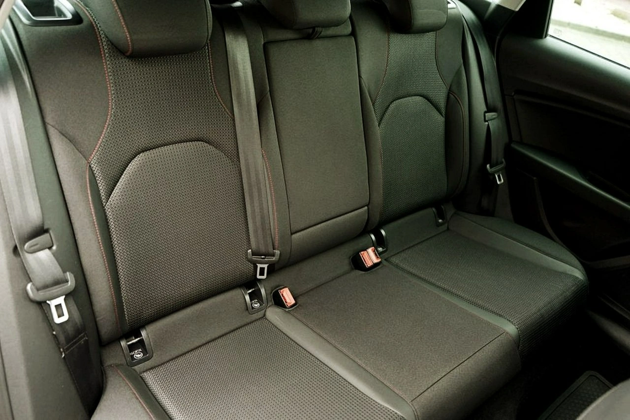 Seat Leon - Zdjęcie 22