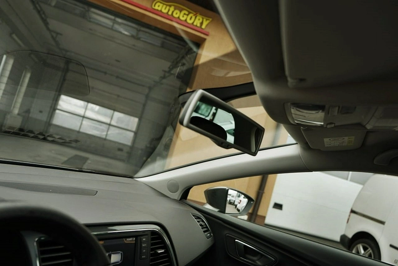 Seat Leon - Zdjęcie 30