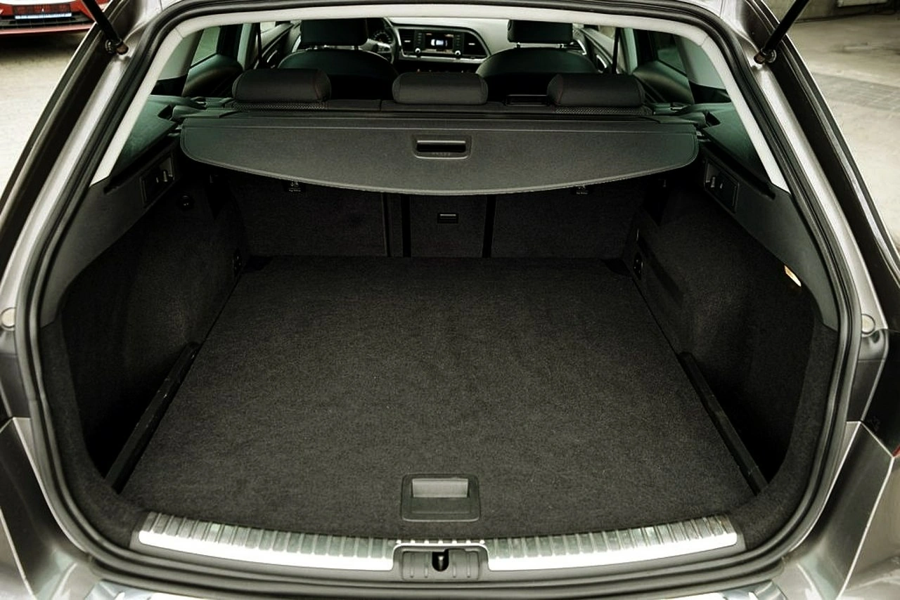 Seat Leon - Zdjęcie 31