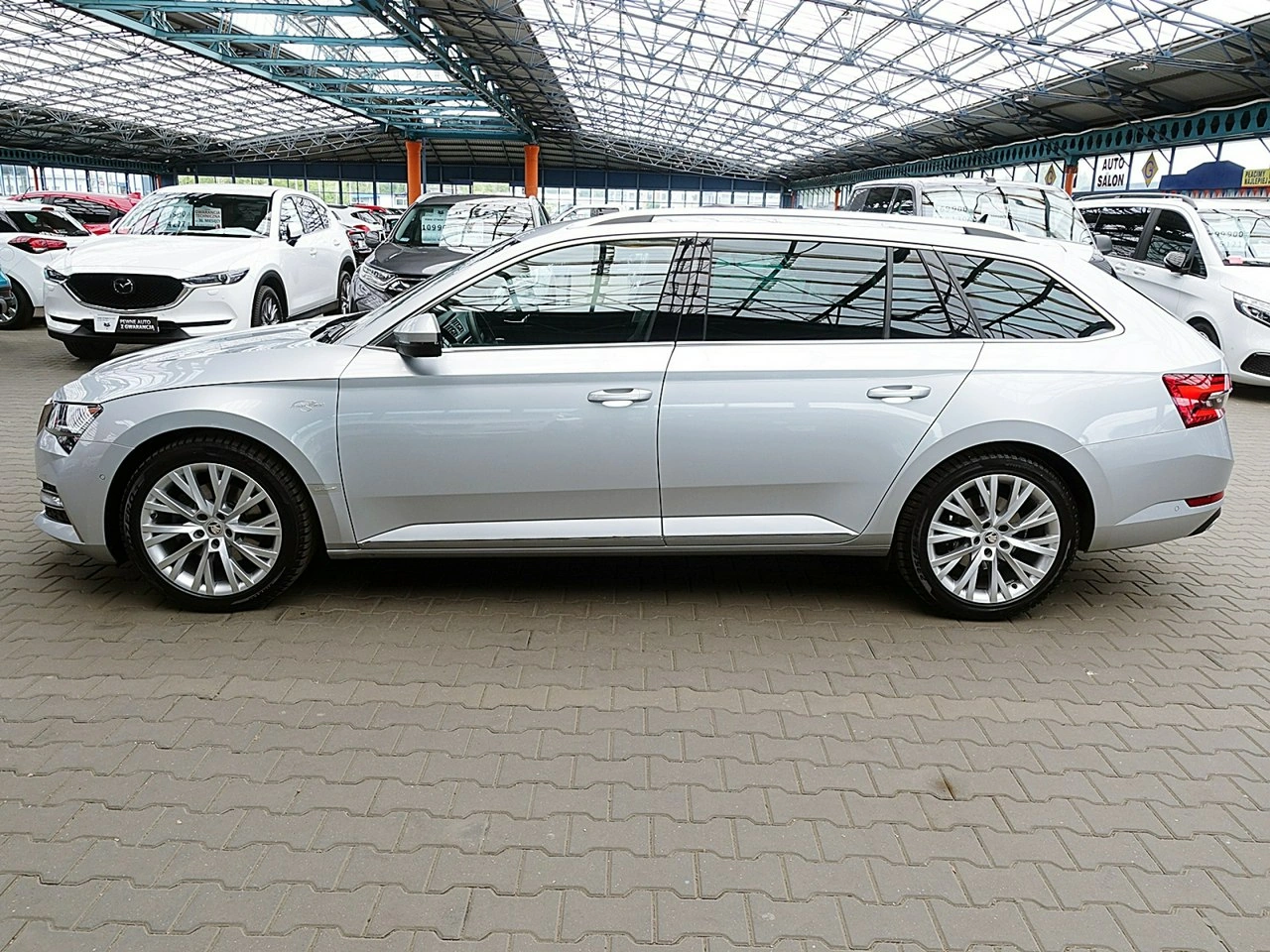 Skoda Superb - Zdjęcie 68