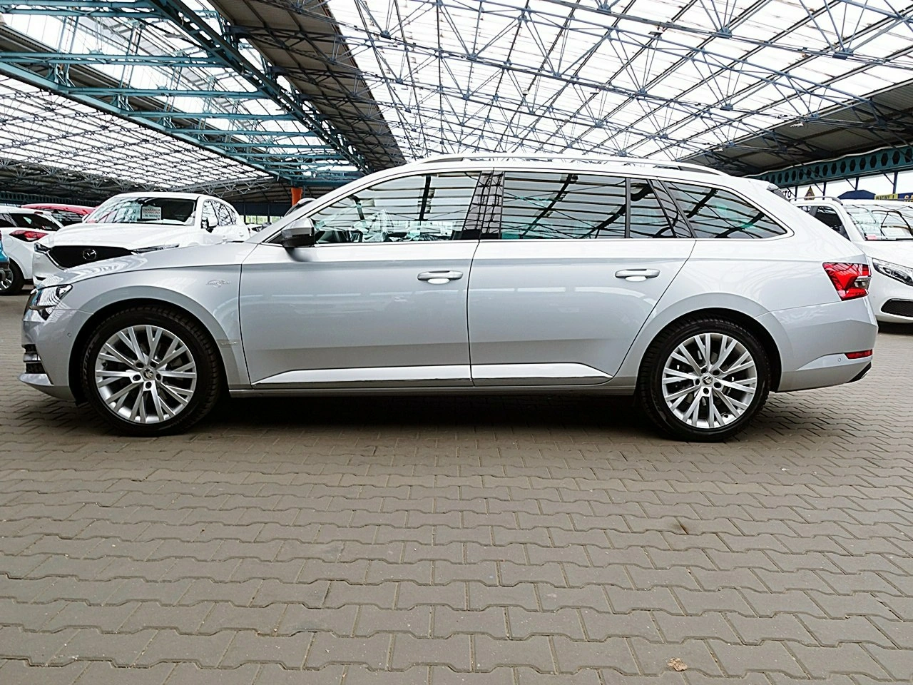 Skoda Superb - Zdjęcie 5