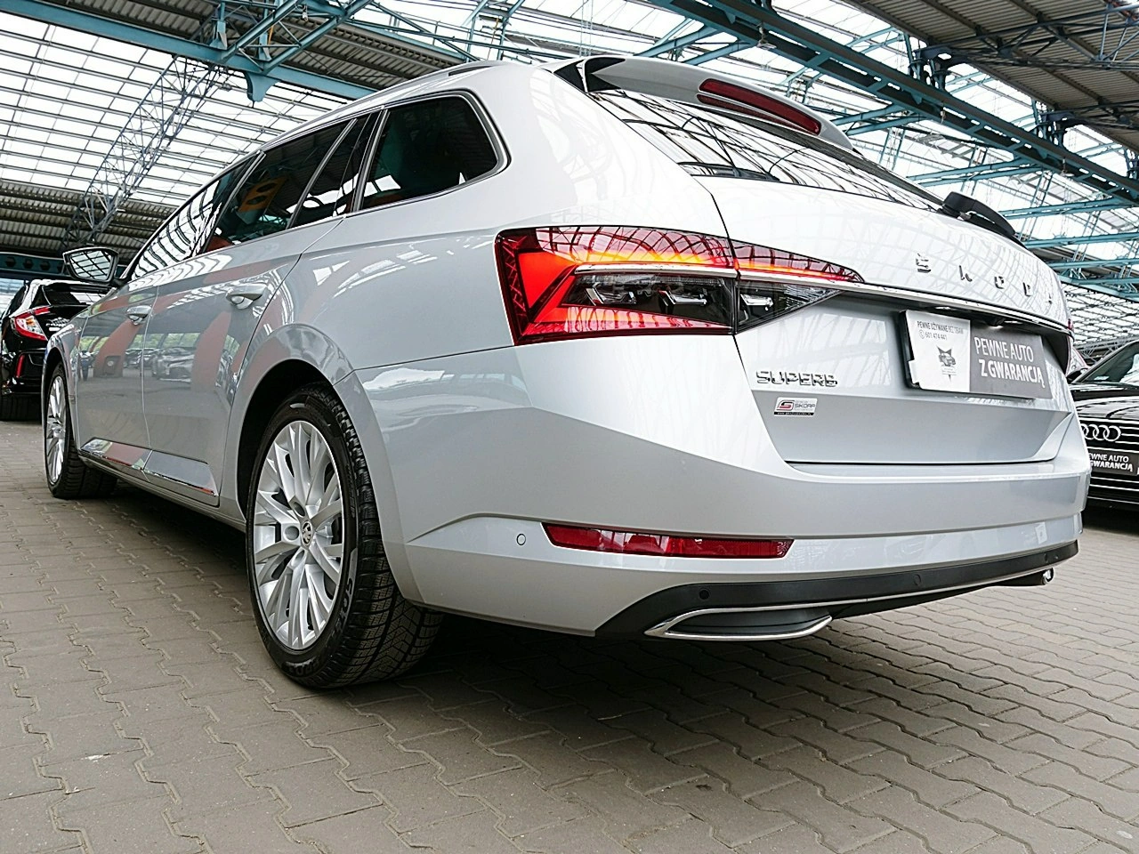 Skoda Superb - Zdjęcie 8