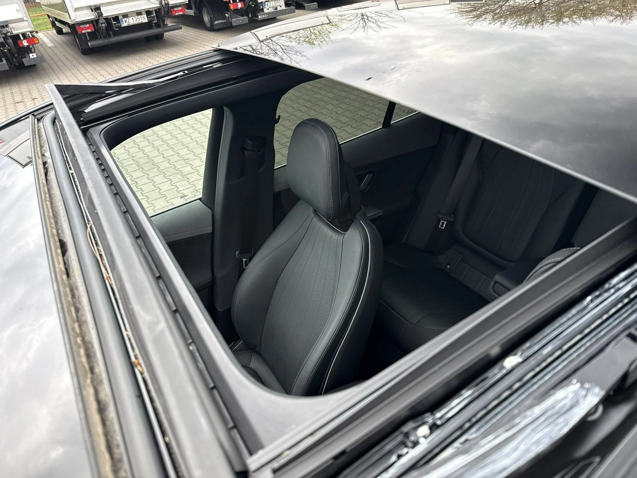 Mercedes EQE - Zdjęcie 15