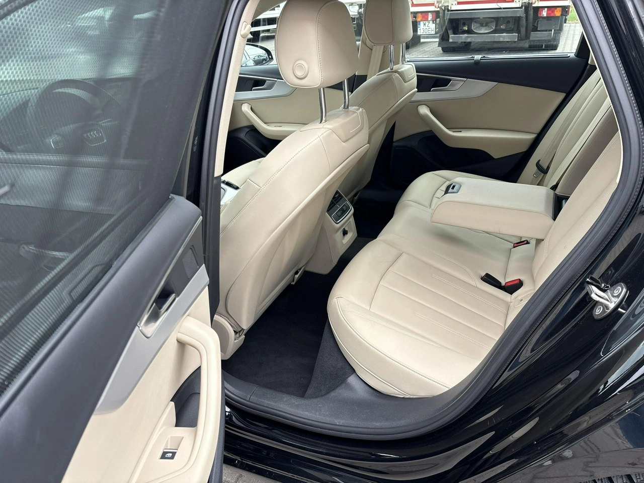 Audi A4 - Zdjęcie 11