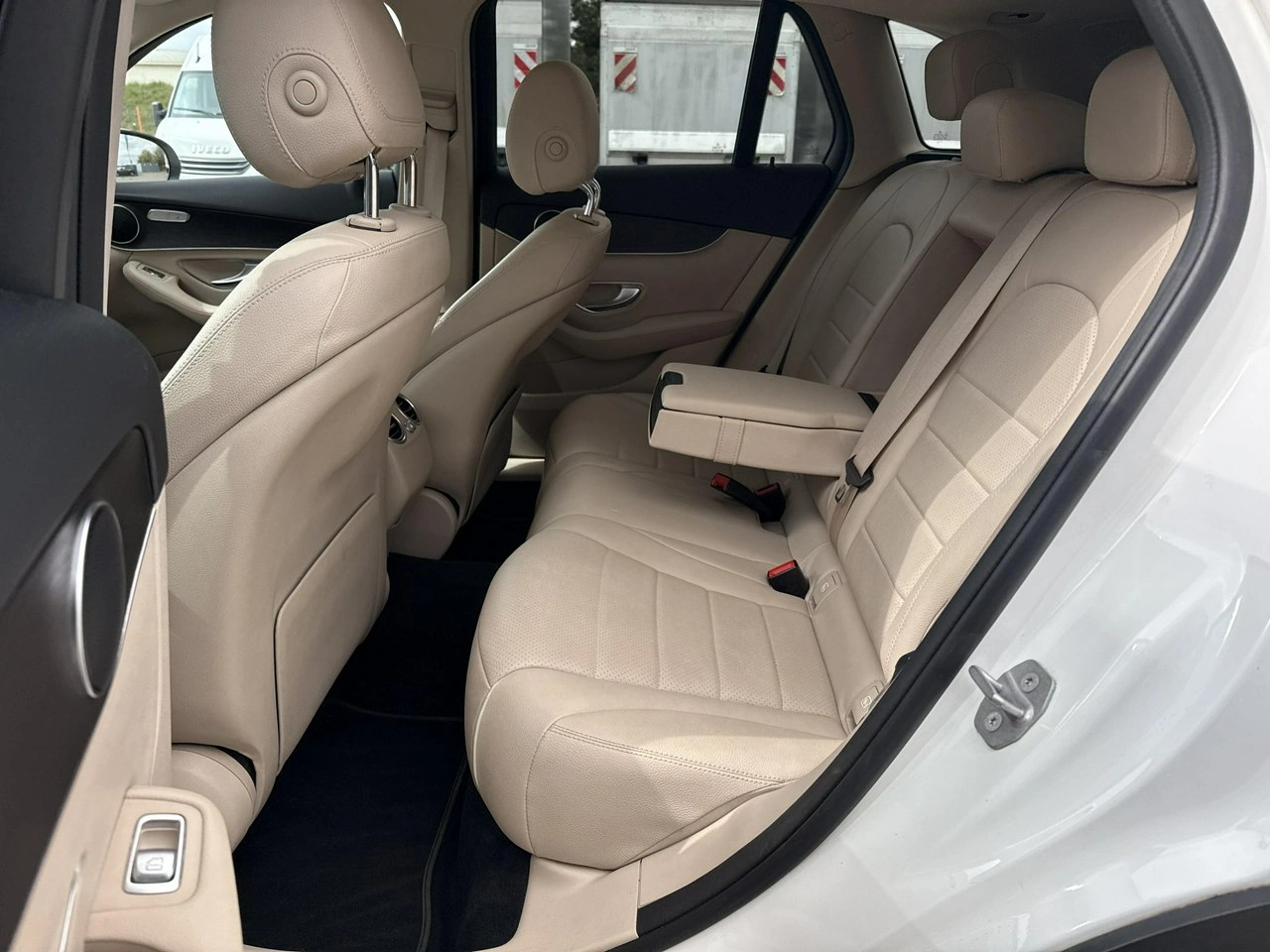 Mercedes GLC 220 - Zdjęcie 14