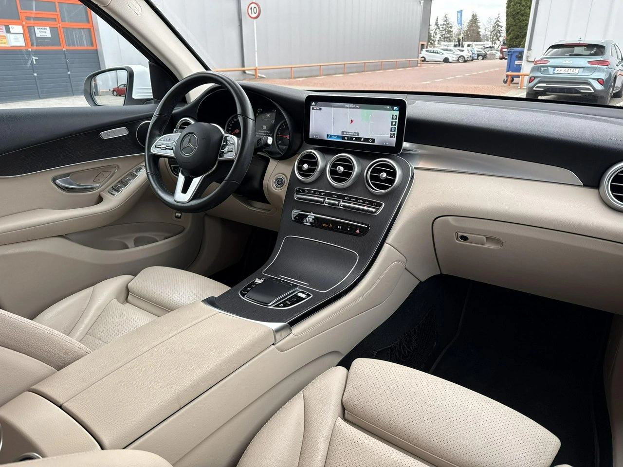Mercedes GLC 220 - Zdjęcie 21