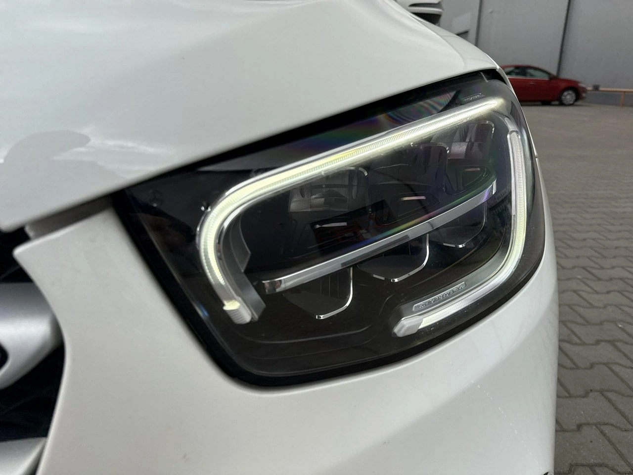 Mercedes GLC 220 - Zdjęcie 8